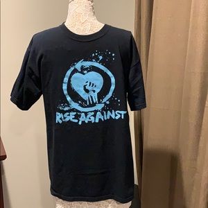 Rise Against black T-shirt large